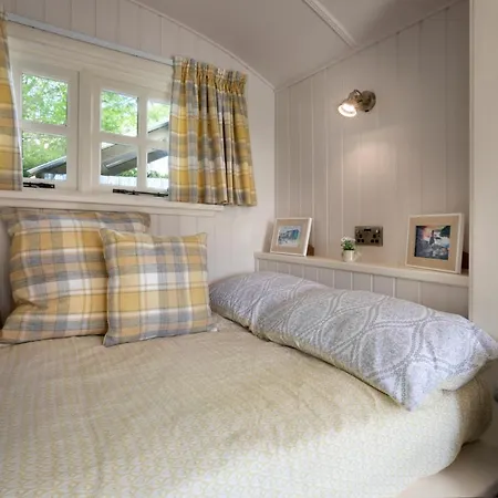 The Heron Shepherds Hut At Lyth Valley *